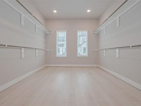 8933 Grovner Place, Houston TX 77055