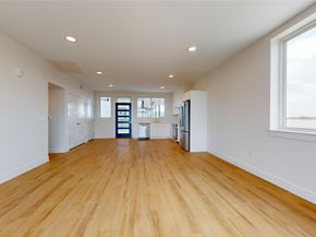 114 Delmar Street Street 407, Houston TX 77011