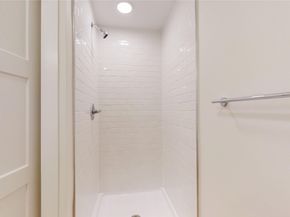 114 Delmar Street Street 407, Houston TX 77011