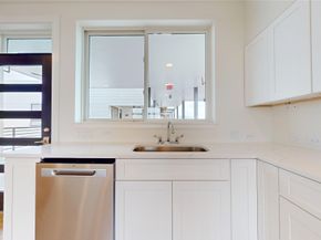 114 Delmar Street Street 407, Houston TX 77011