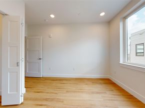 114 Delmar Street Street 407, Houston TX 77011