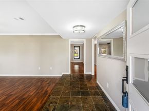 10134 Hanka Drive, Houston TX 77043