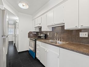 9303 Hammerly Boulevard 1002, Houston TX 77080