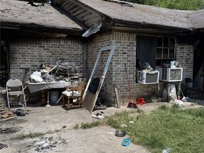 6015 Langley Road, Houston TX 77016