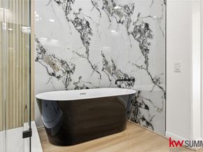 2410 Calumet Street B, Houston TX 77004