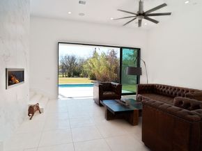 3308 N Macgregor Way, Houston TX 77004