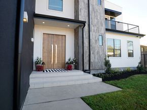 3308 N Macgregor Way, Houston TX 77004