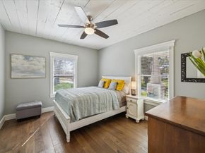 216 W 30th Street, Houston TX 77018