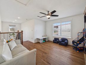 216 W 30th Street, Houston TX 77018