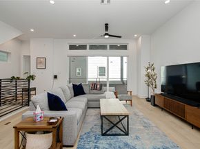 3032 Lamar Street, Houston TX 77003