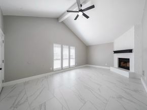 23 Summer Crest Circle, The Woodlands TX 77381