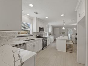 9323 Braes Bayou Drive, Houston TX 77074