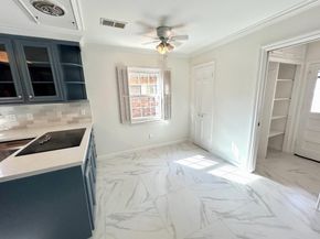 10010 Burgoyne Road, Houston TX 77042