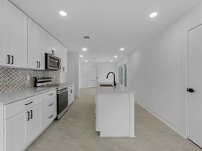 2231 Round Lake Dr, Houston TX 77077