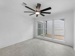2231 Round Lake Dr, Houston TX 77077