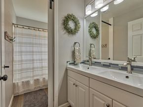 19 Greentwig Place, Spring TX 77381