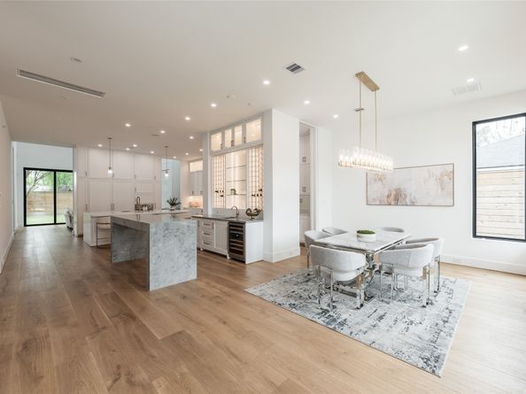 7006 Schiller Street, Houston TX 77055