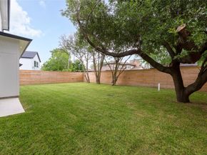 7006 Schiller Street, Houston TX 77055