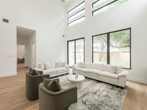 7006 Schiller Street, Houston TX 77055