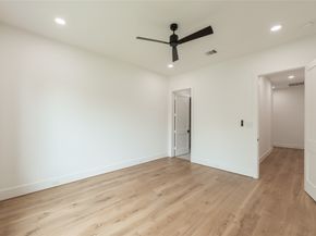 7006 Schiller Street, Houston TX 77055