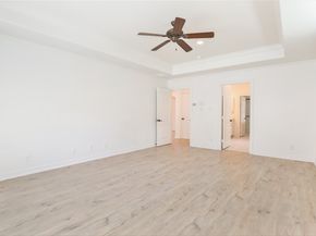 979 W 43rd Street, Houston TX 77018