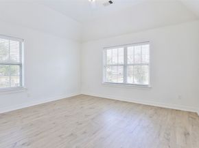 979 W 43rd Street, Houston TX 77018