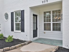 979 W 43rd Street, Houston TX 77018
