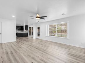 5206 Lodge Creek Dr Drive, Houston TX 77066