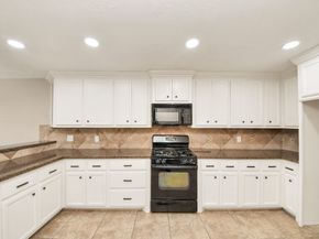2438 Willow Bend Drive, Richmond TX 77406