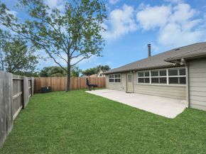 2438 Willow Bend Drive, Richmond TX 77406
