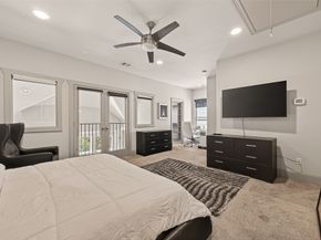 2927 Pease Street, Houston TX 77003