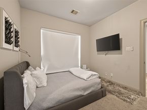 2927 Pease Street, Houston TX 77003