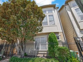 2927 Pease Street, Houston TX 77003