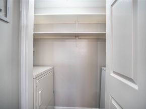 3525 Sage Road 1315, Houston TX 77056