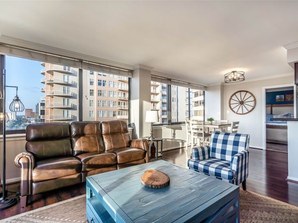 3525 Sage Road 1315, Houston TX 77056