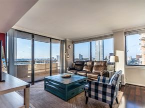 3525 Sage Road 1315, Houston TX 77056