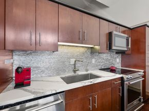 3311 Yupon Street 317, Houston TX 77006