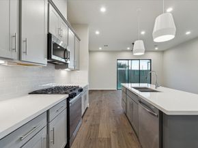 3925 Willowbend Point, Houston TX 77025