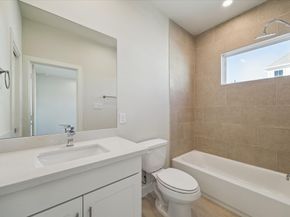 3925 Willowbend Point, Houston TX 77025