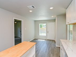 4714 Nichols Street, Houston TX 77020