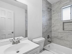 1430 E 32nd 1/2 Street, Houston TX 77022