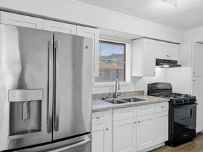 1430 E 32nd 1/2 Street, Houston TX 77022