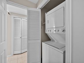 14 Greenway Plaza 17Q, Houston TX 77046