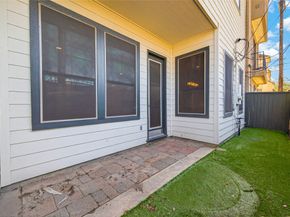 1105 Wagner Street, Houston TX 77007