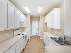 106 E Stedhill Loop, The Woodlands TX 77384