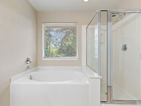 106 E Stedhill Loop, The Woodlands TX 77384