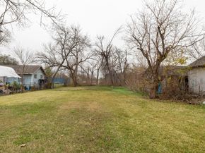 1302 Ryon Street, Houston TX 77009