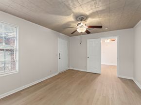 1302 Ryon Street, Houston TX 77009