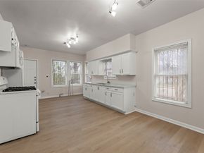 1302 Ryon Street, Houston TX 77009