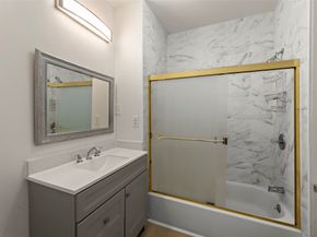 1302 Ryon Street, Houston TX 77009